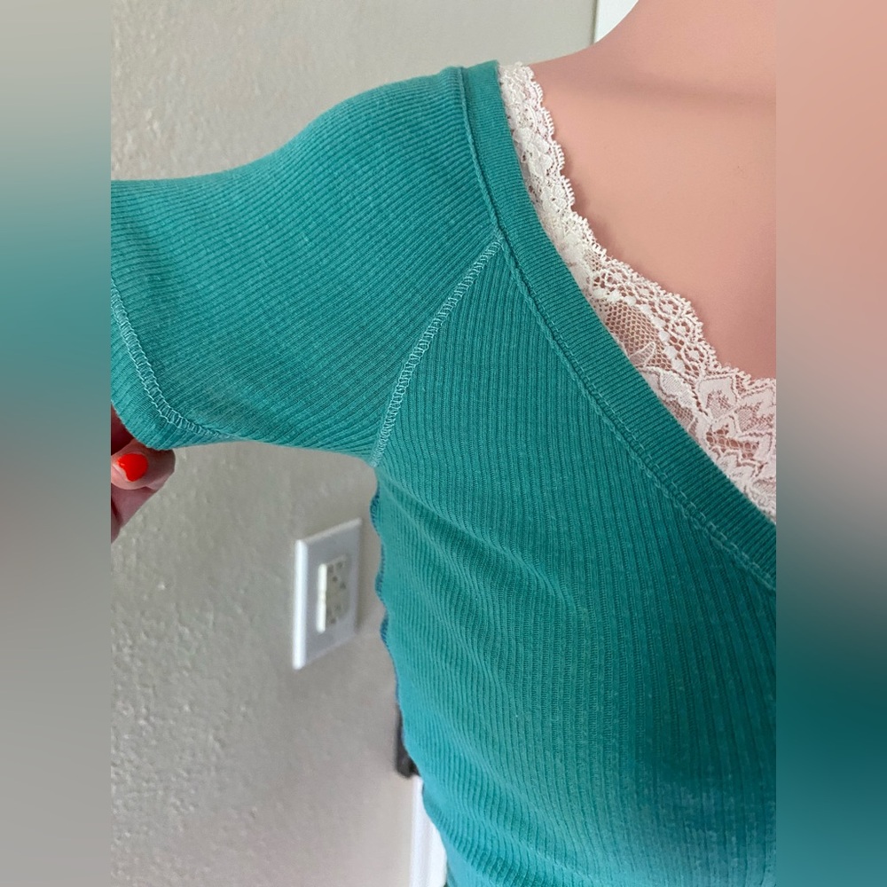 Y2k teal green Abercrombie short sleeve v neck - Picture 10 of 13